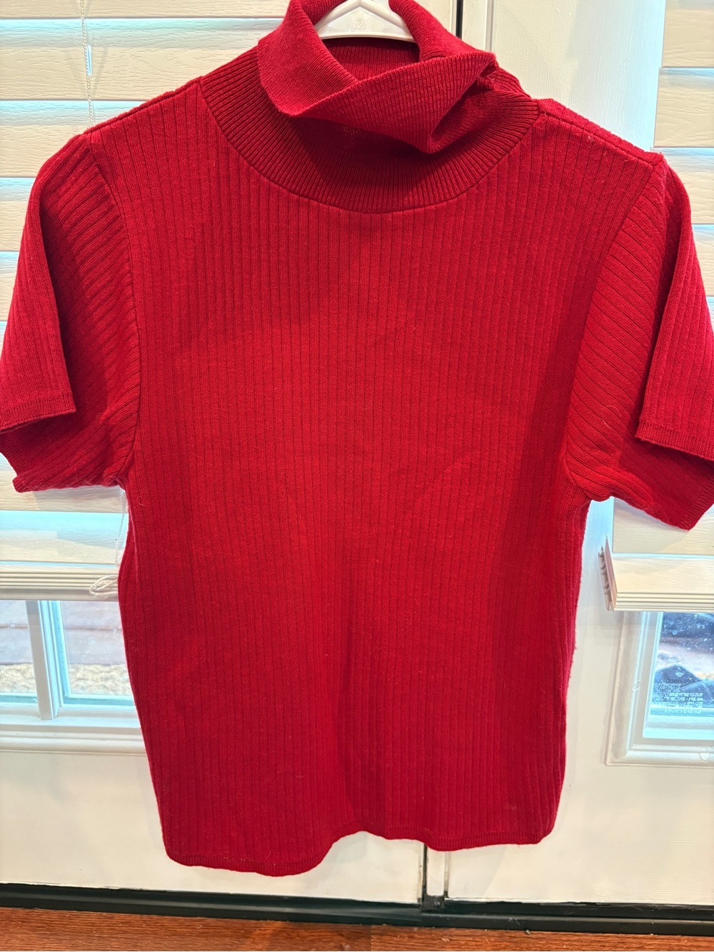 Jaclyn Smith Red Ribbed Turtleneck Top
